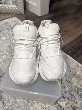 On Cloud White Sneakers - Size 11